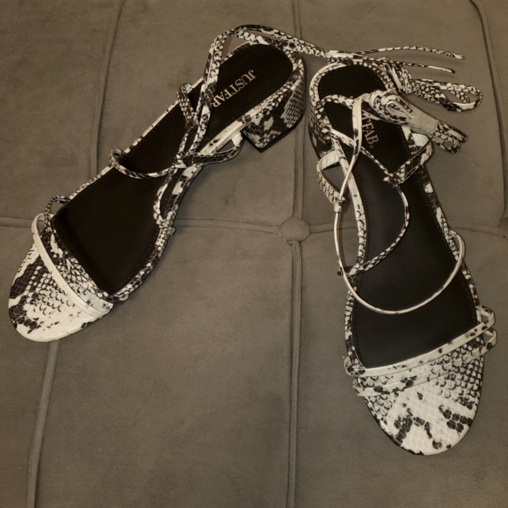 Long tie sandals